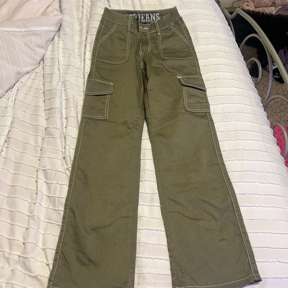 Khaki and green cargo pants #y2kfashion